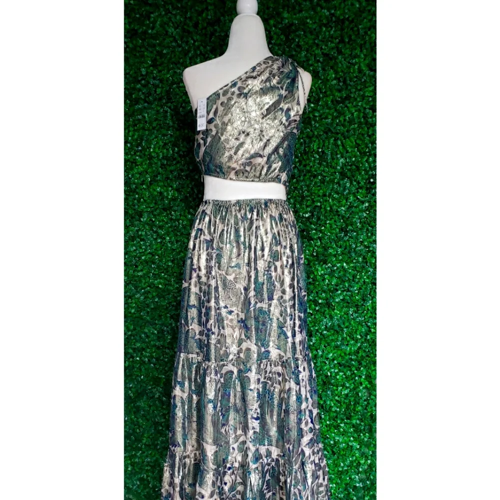 LAST ONE - J.Crew Collection one-shoulder cutout dress in floral Lurex® chiffon - Picture 9 of 13